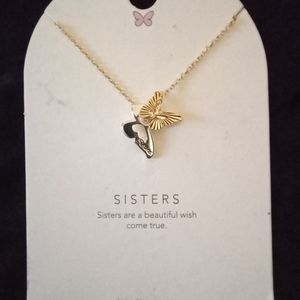 3/$35 Beautiful butterfly 🦋 necklace